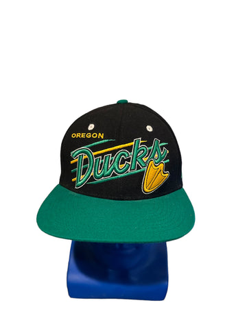 zephyr oregon duck embroidered script and logo black and green snapback hat